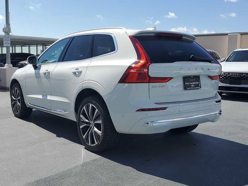 Used 2022 Volvo XC60 T8 Inscription Expression w/ Advanced Package image 4