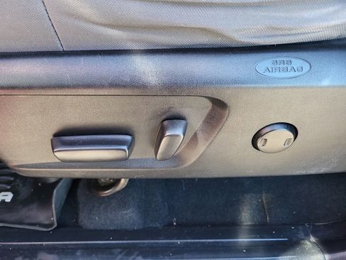 Used 2020 Toyota Tundra 4x4 Double Cab image 16