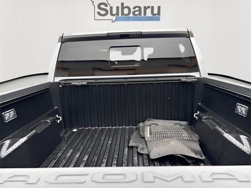 Used 2024 Toyota Tacoma TRD Sport w/ TRD Sport Upgrade Package image 11