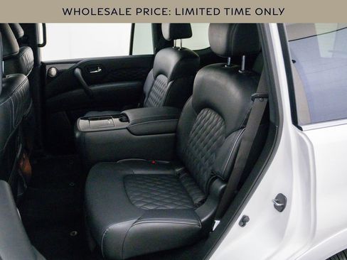 Used 2024 INFINITI QX80 Sensory AWD/4WD image 19