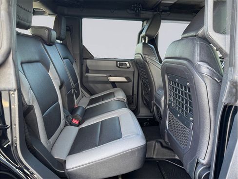 Used 2022 Ford Bronco Black Diamond image 26