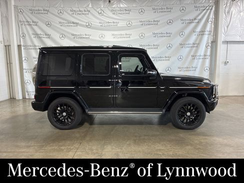 Used 2023 Mercedes-Benz G 550 image 2