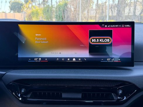 New 2026 BMW 330i Sedan image 25