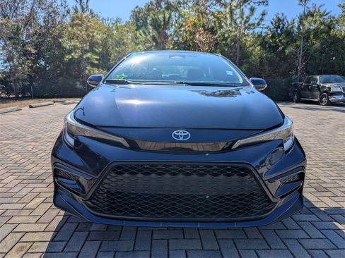 Certified 2023 Toyota Corolla SE image 2