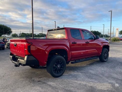 Certified 2025 Toyota Tacoma SR AWD/4WD image 5
