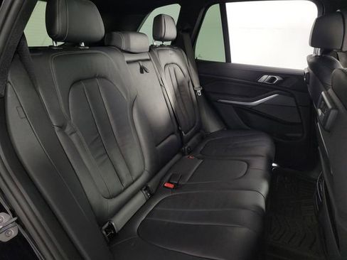 Used 2019 BMW X5 xDrive40i w/ Luxury Seating Package image 16