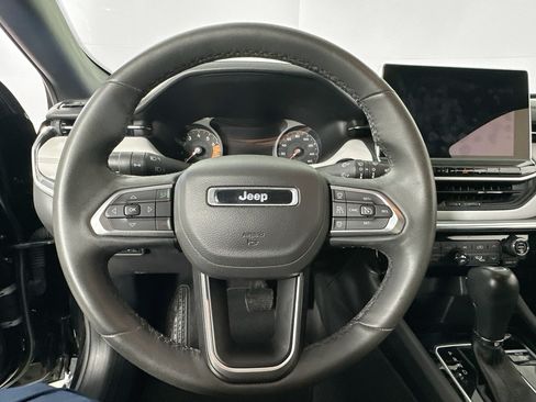 Used 2023 Jeep Compass Limited AWD/4WD image 11
