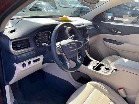 Used 2023 GMC Acadia Denali w/ Denali Ultimate Package AWD/4WD image 8