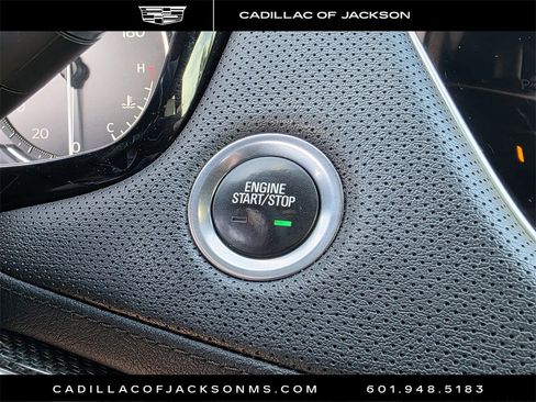 Certified 2022 Cadillac XT5 Sportv image 23