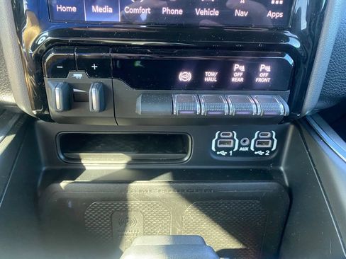 Used 2024 RAM 3500 Laramie w/ Night Edition AWD/4WD image 22
