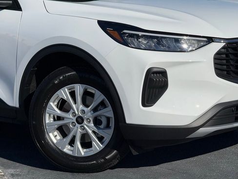 New 2026 Ford Escape Active FWD image 4