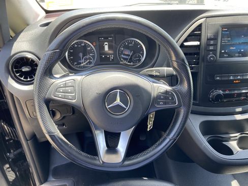 Used 2023 Mercedes-Benz Metris Passenger image 12