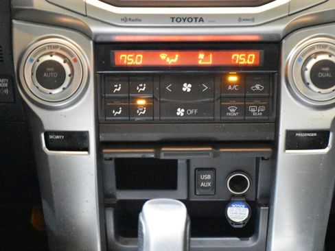 Used 2013 Toyota 4Runner Limited RWD image 16