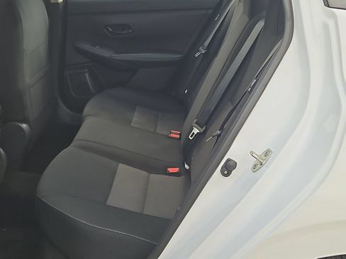 Used 2025 Nissan Sentra SV FWD image 19