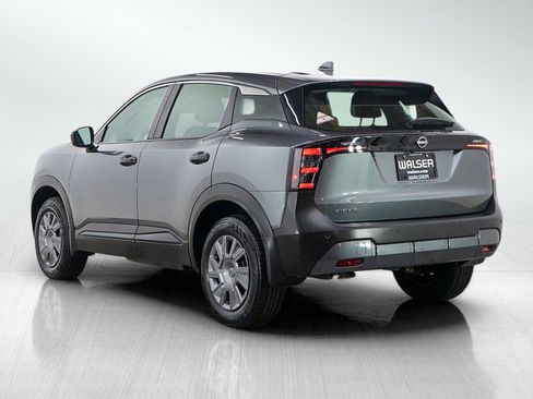 Used 2025 Nissan Kicks S FWD image 3