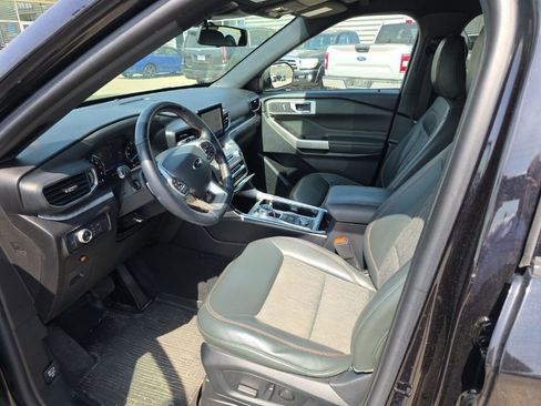 Certified 2021 Ford Explorer Timberline image 4