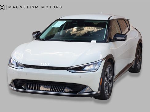 Used 2023 Kia EV6 Wind w/ Wind Technology Package image 4