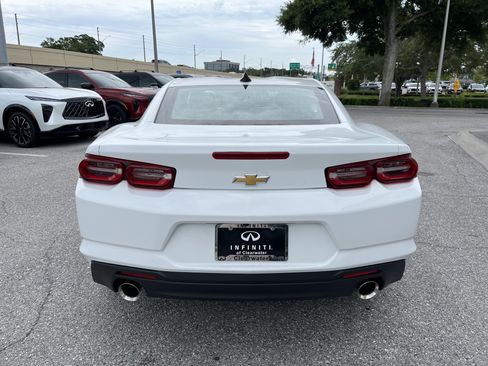 Used 2023 Chevrolet Camaro LT RWD image 6