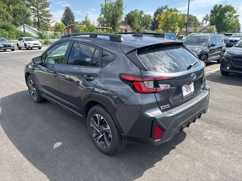Used 2025 Subaru Crosstrek 2.0i Premium image 5
