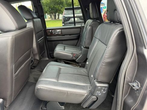 Used 2016 Lincoln Navigator L Reserve AWD/4WD image 27