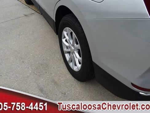 Used 2020 Chevrolet Equinox LT FWD image 15