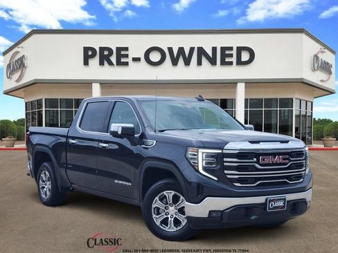 Used 2025 GMC Sierra 1500 SLT RWD image 1