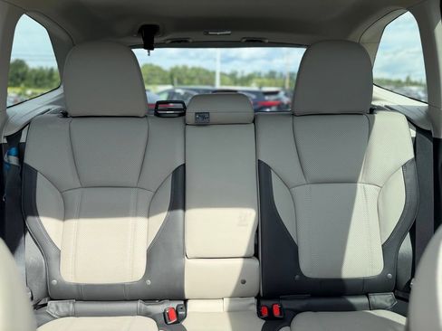 Used 2023 Subaru Forester Limited AWD/4WD image 20