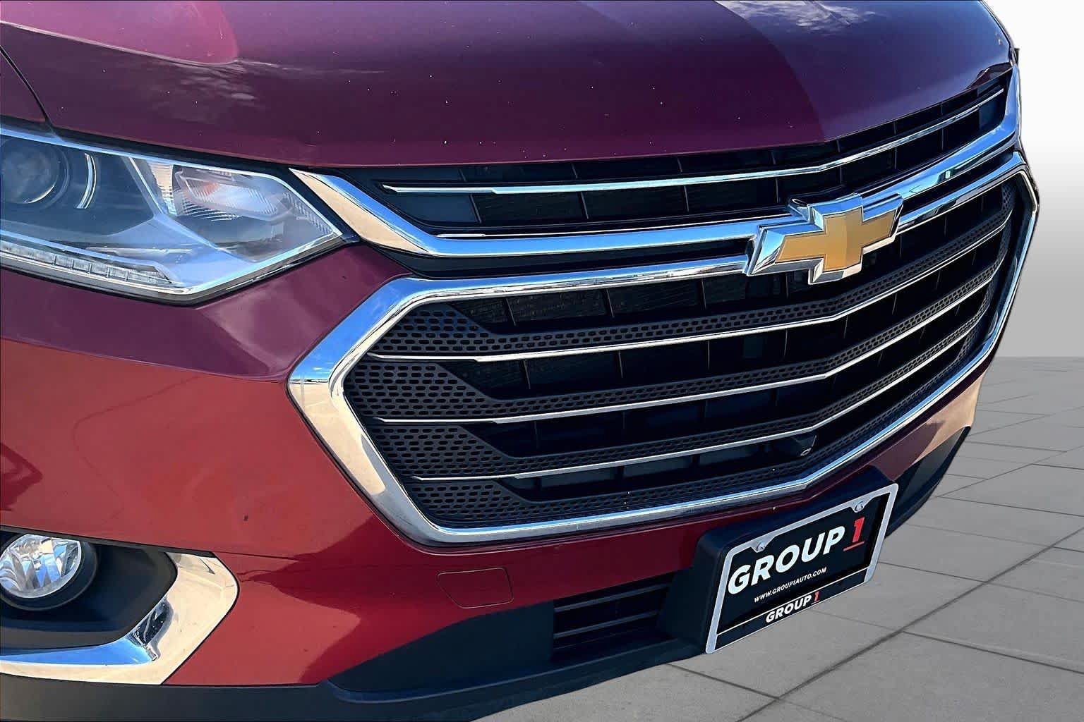 Used 2020 Chevrolet Traverse LT w/ LT Premium Package FWD image 27