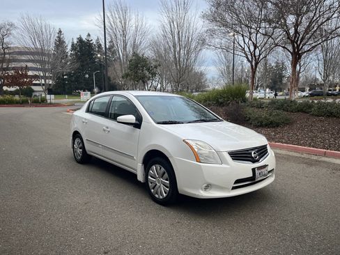 Used 2010 Nissan Sentra 2.0 S w/ Convenience Pkg image 7