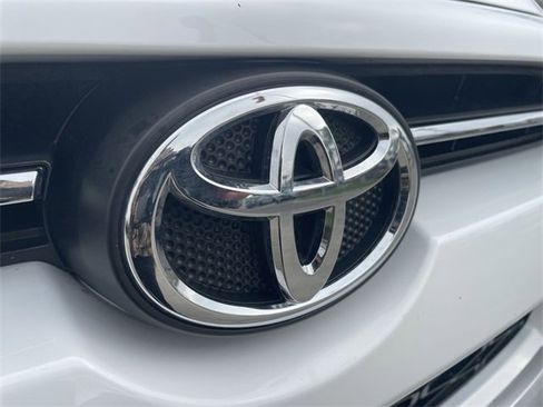 Used 2021 Toyota 4Runner TRD Off-Road Premium image 32