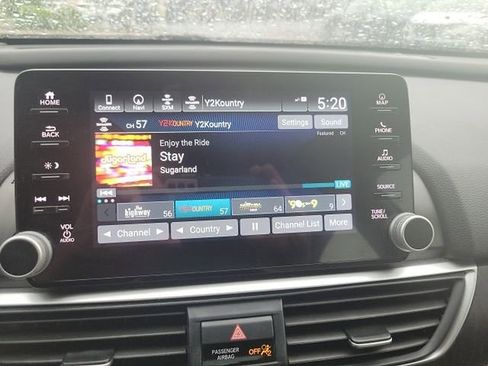 Used 2022 Honda Accord Touring image 14