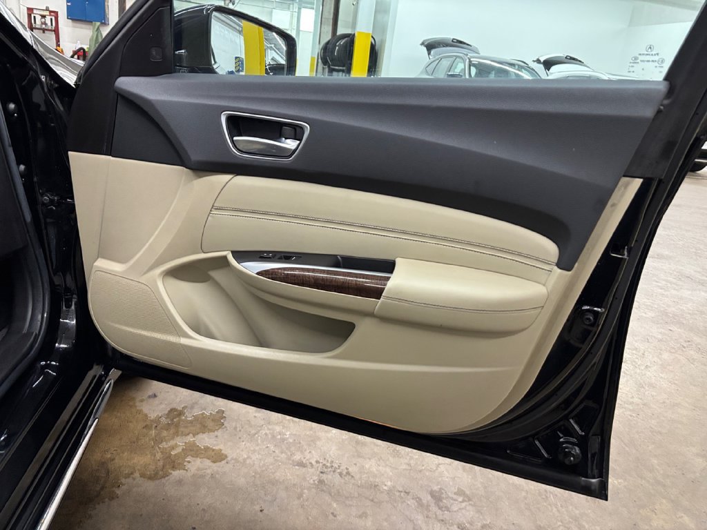 Used 2019 Acura TLX w/ Technology Package AWD/4WD image 15