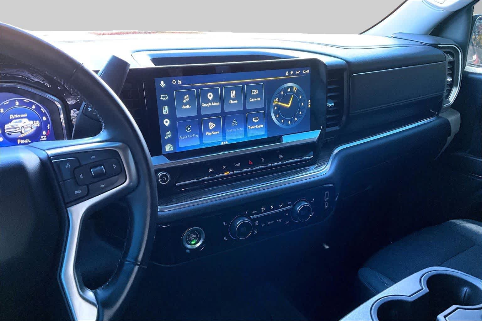 Used 2023 Chevrolet Silverado 1500 LT AWD/4WD image 7