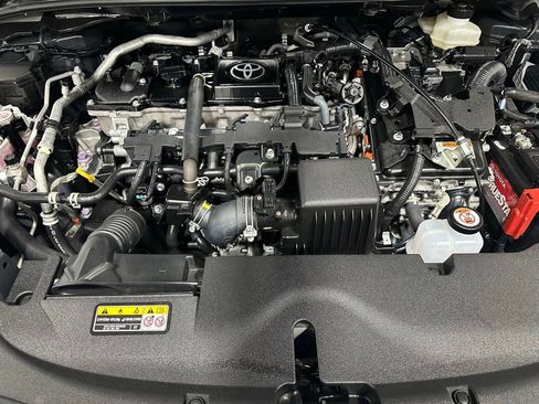 Used 2025 Toyota Corolla LE FWD image 67