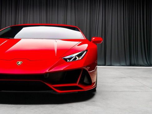 Used 2023 Lamborghini Huracan EVO AWD/4WD image 28