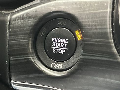 Used 2019 Jeep Grand Cherokee Limited w/ Trailer Tow Group IV image 20