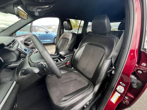 Used 2023 Jeep Grand Cherokee Altitude image 36