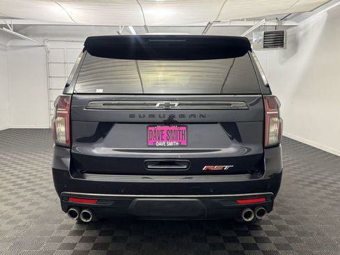 Used 2022 Chevrolet Suburban RST w/ Sport Performance Package image 7