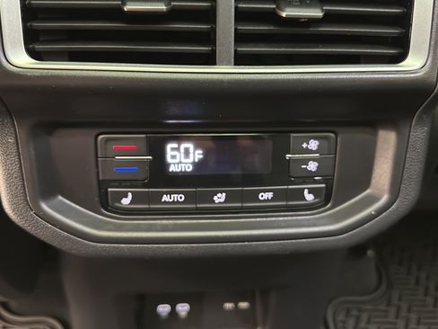 Used 2026 Volkswagen Atlas SEL Premium R-Line AWD/4WD image 13