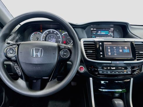 Used 2017 Honda Accord EX image 14