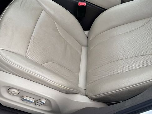 Used 2016 Audi Q5 3.0T Premium Plus w/ Technology Package image 23