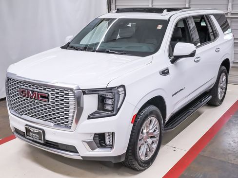 Used 2024 GMC Yukon Denali RWD image 1