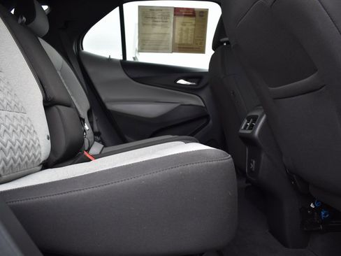 Used 2023 Chevrolet Equinox LT image 10