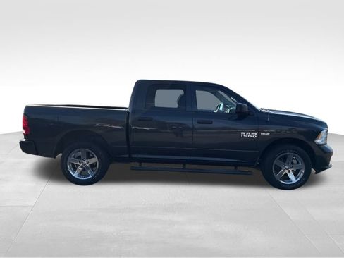 Used 2017 RAM 1500 Express image 7