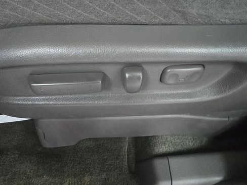 Used 2015 Honda Odyssey EX image 19