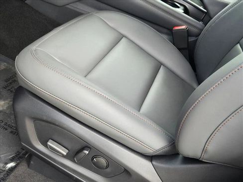 New 2026 Ford Explorer Active w/ Active Comfort Package image 4