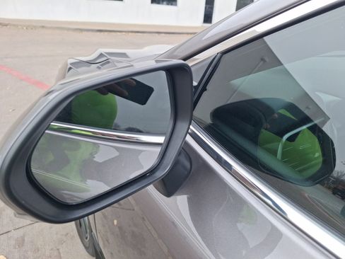 Used 2023 Toyota Camry SE image 13