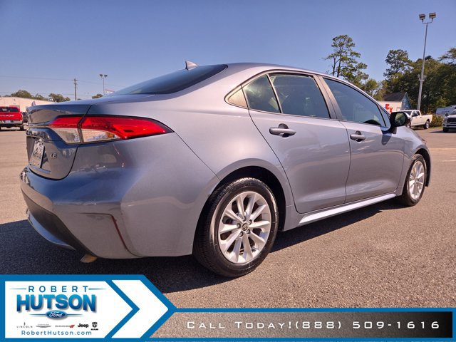 Used 2021 Toyota Corolla LE w/ LE Convenience Package FWD image 6