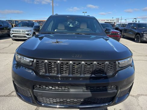 New 2025 Jeep Grand Cherokee L Limited w/ Black Appearance Package image 2