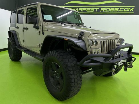 Used 2017 Jeep Wrangler Unlimited Sport w/ Quick Order Package 24S AWD/4WD image 2